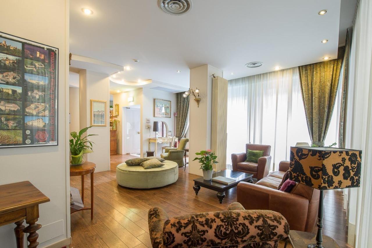 Hotel Torino Parma Esterno foto